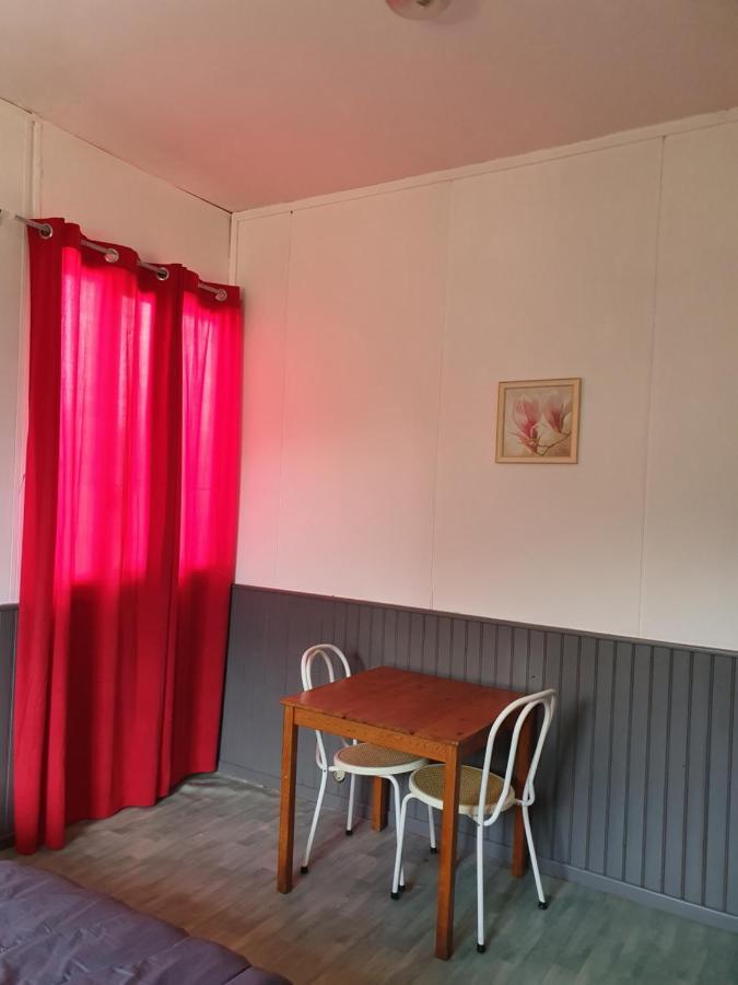 Camping Des 2 Rives- Chambres Etang-sur-Arroux ภายนอก รูปภาพ